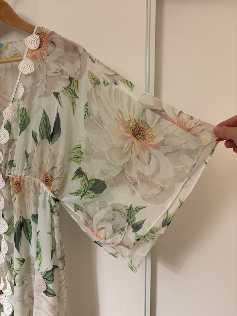 Farm Rio Floral Dress Size Small Dahlia Kimono Sleeve Boho Maxi Sheer Crochet - Picture 6 of 16